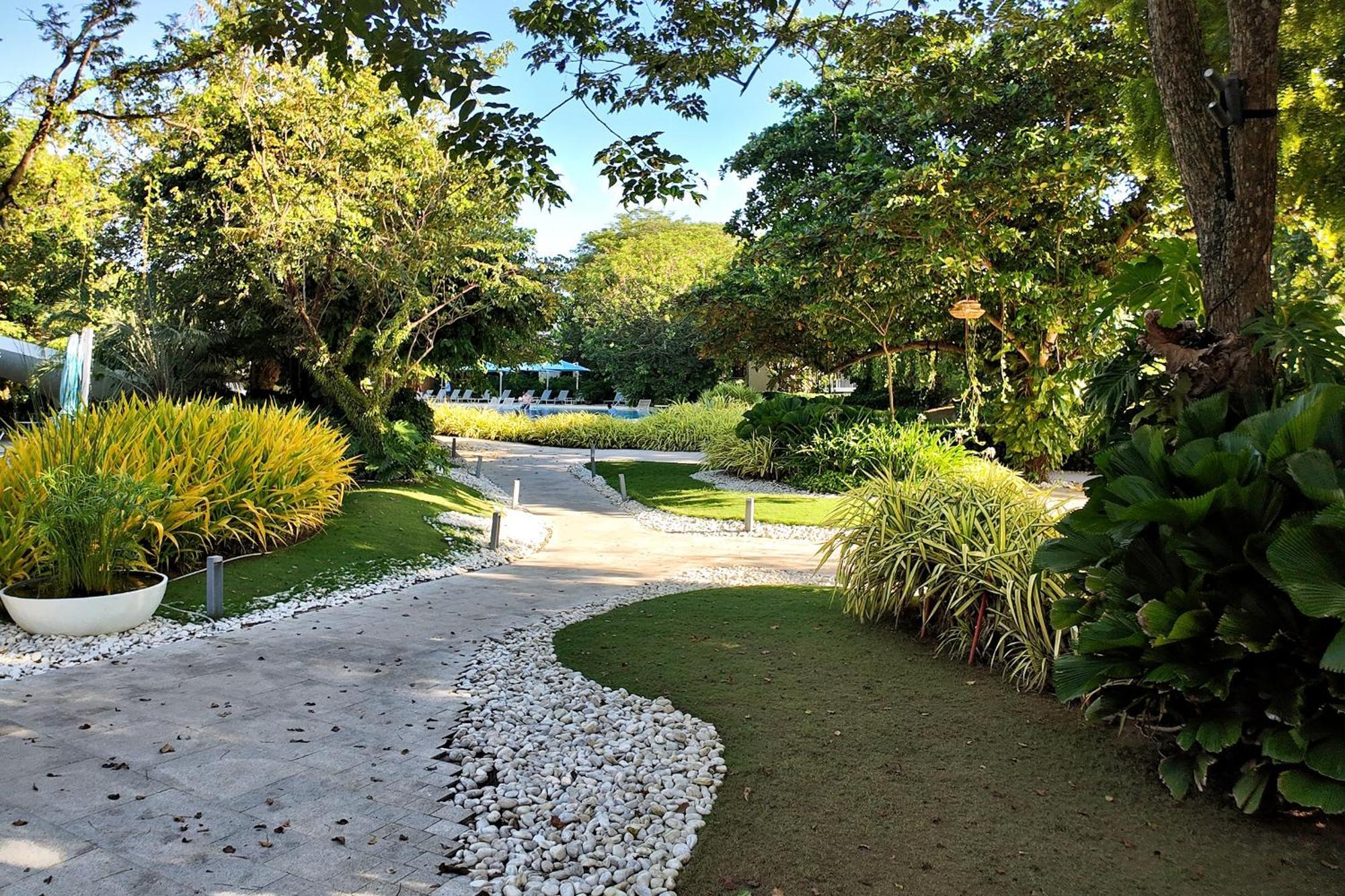 Dominiks Quite And Elegant Studio Ocean View Pool At Tambuli Resort High Floor Lapu-Lapu City Exterior photo